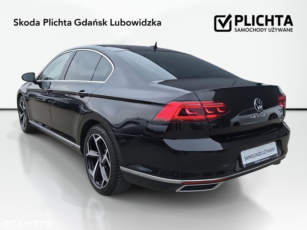 Volkswagen Passat - 7