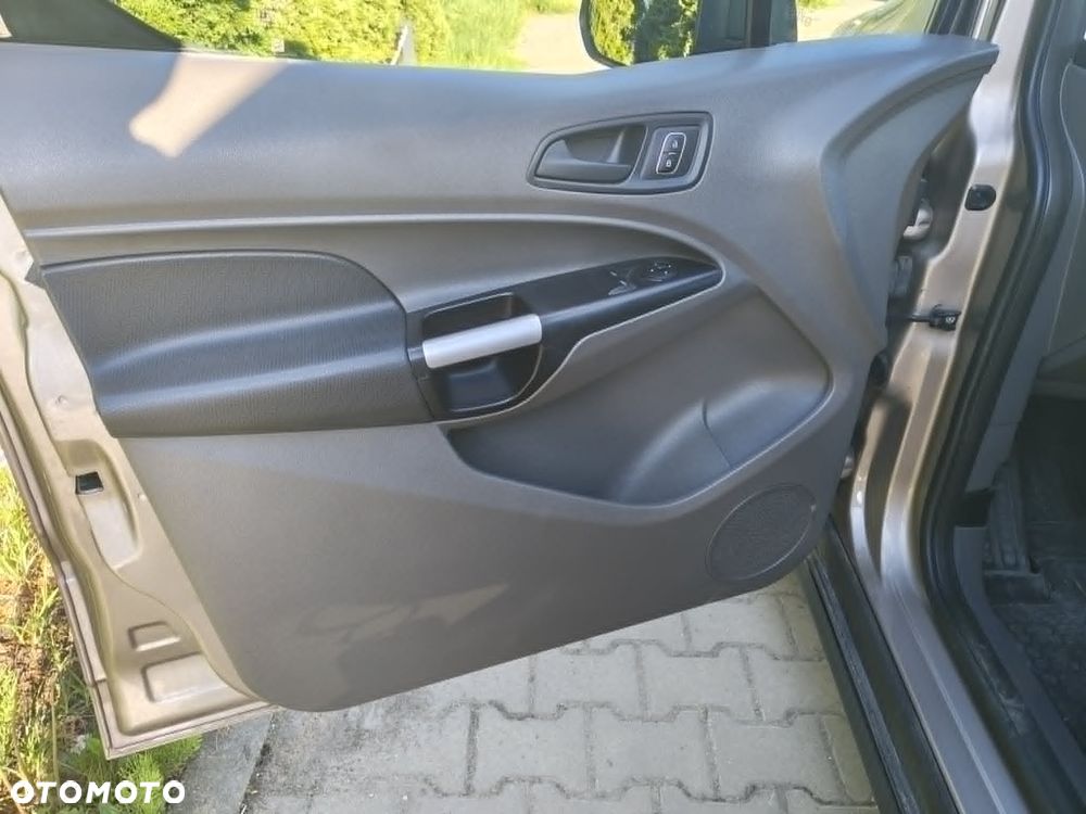 Ford TRANSIT CONNECT - 11