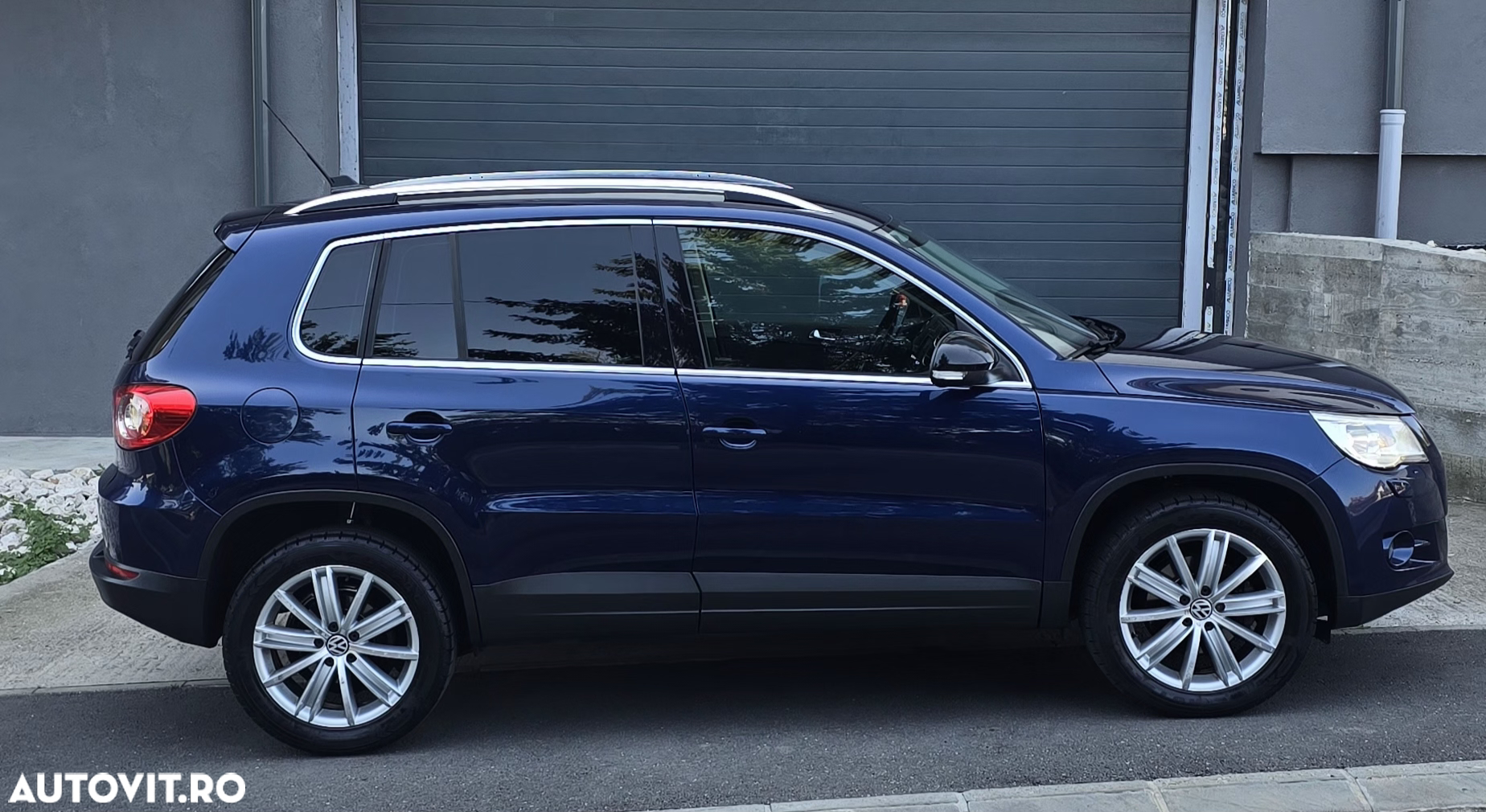 Volkswagen Tiguan 2.0 TDI 4Motion DSG Sport & Style - 9
