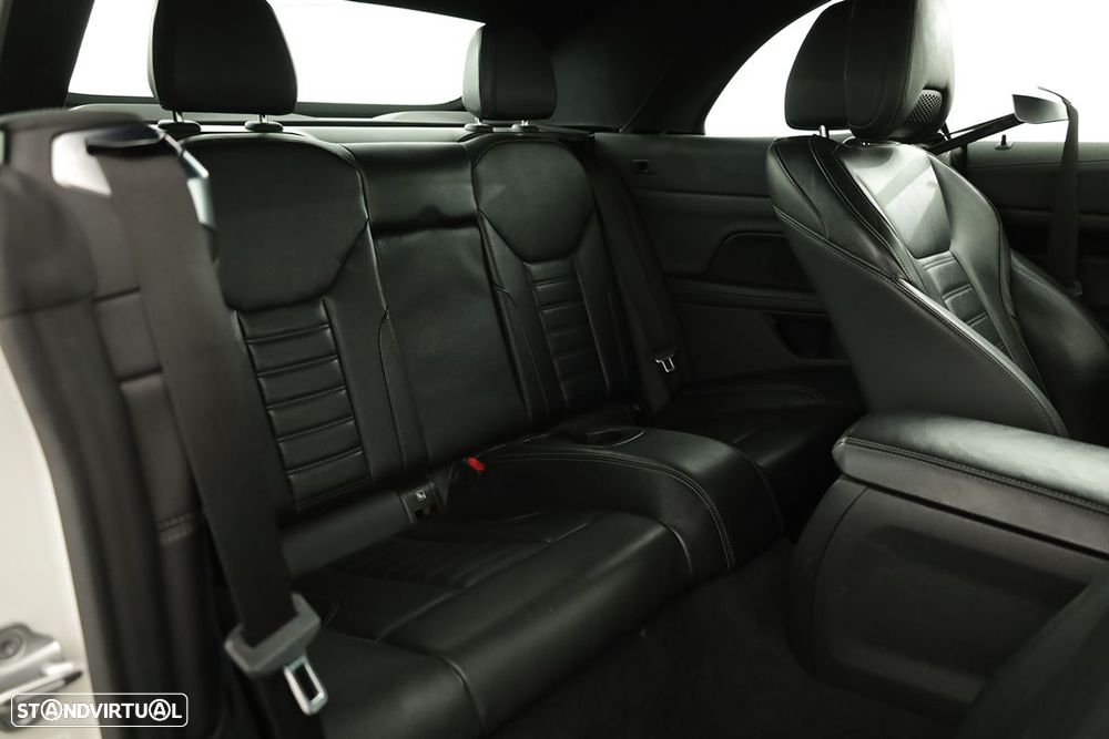BMW 420 i Pack Desportivo M Auto - 27