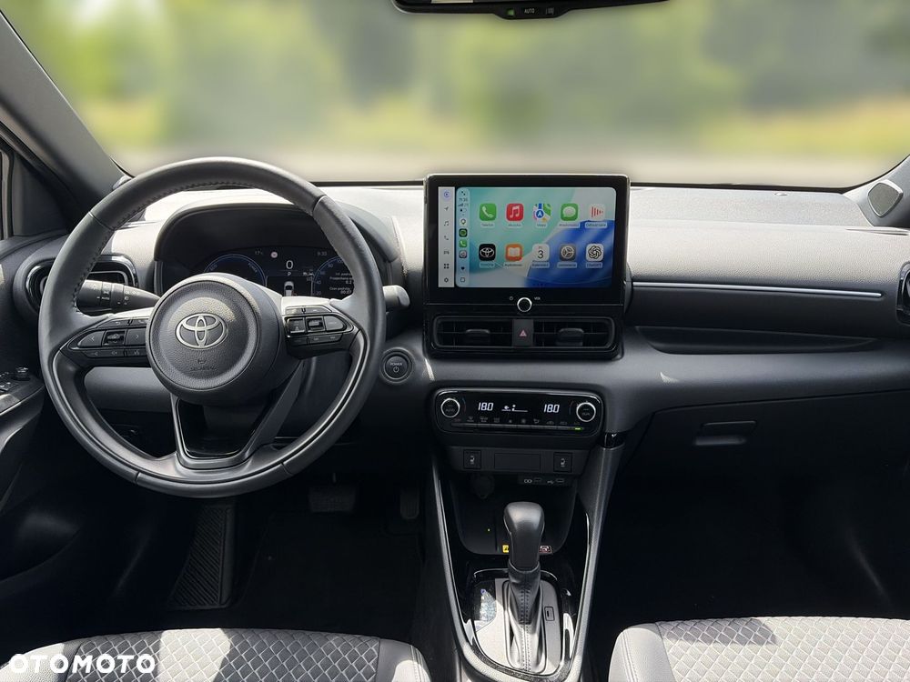 Toyota Yaris Hybrid 1.5 Executive - 4