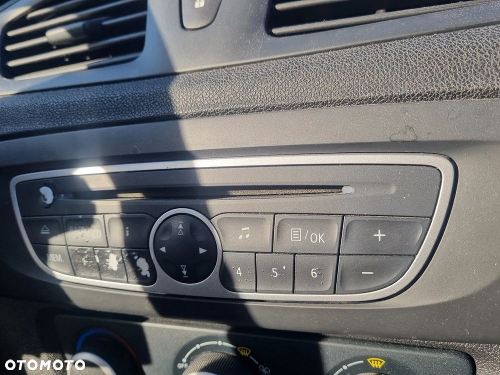 RENAULT MEGANE SCENIC III 09-16 2010 r. radioodtwarzacz radioodbiornik radio  * - 3