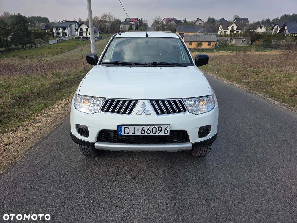 Mitsubishi L200 2.5 DID SC Inform - 3