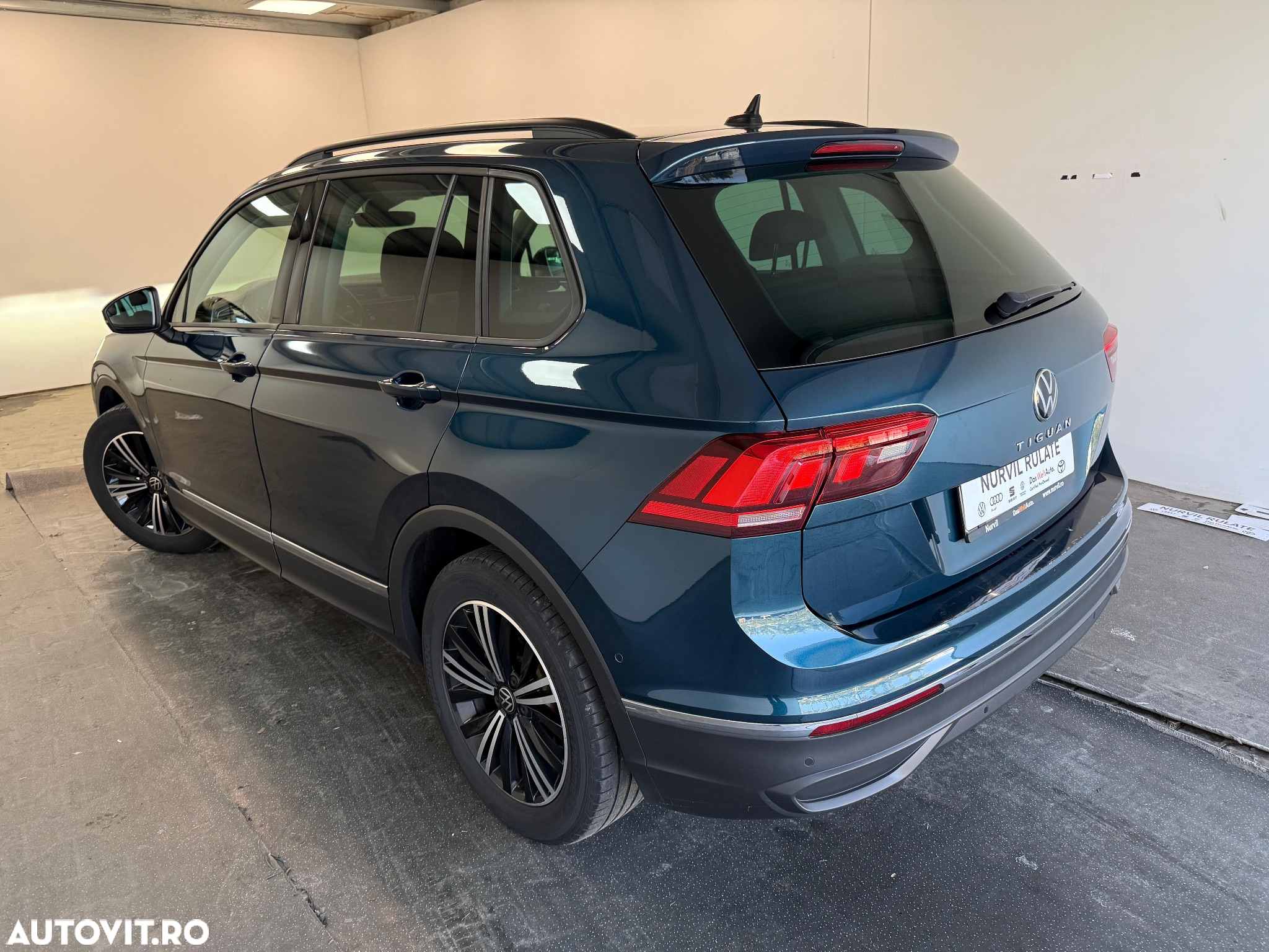 Volkswagen Tiguan 1.5 TSI ACT DSG Comfortline - 23