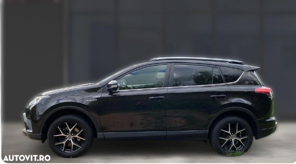 Toyota RAV4 - 9