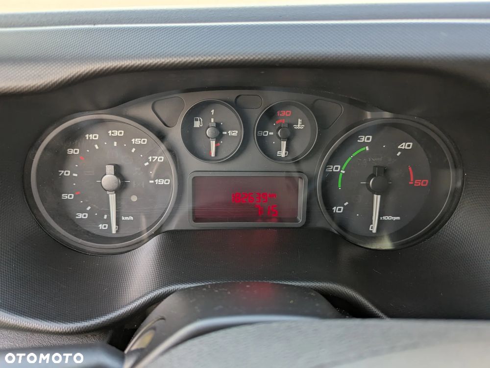 Iveco Daily 35C15 - 9