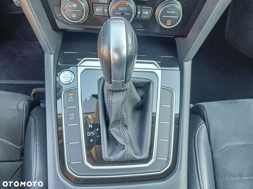 Volkswagen Passat 2.0 TSI BMT Highline DSG - 13