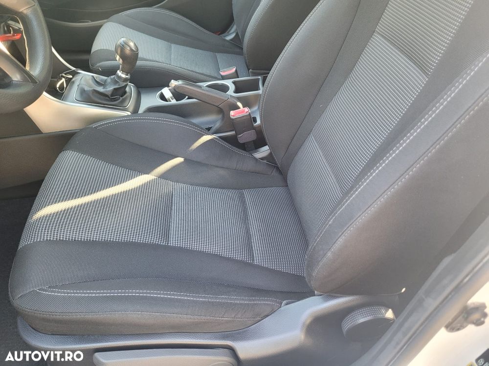 Hyundai i30 1.4 MPi Classic - 16