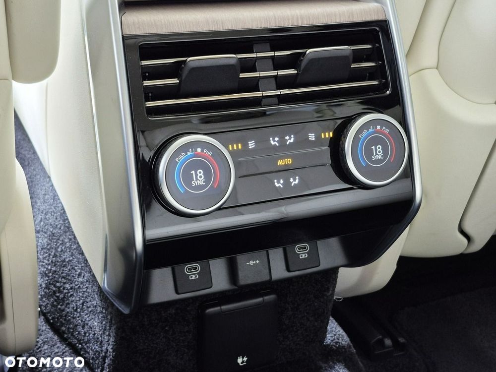 Land Rover Range Rover - 25