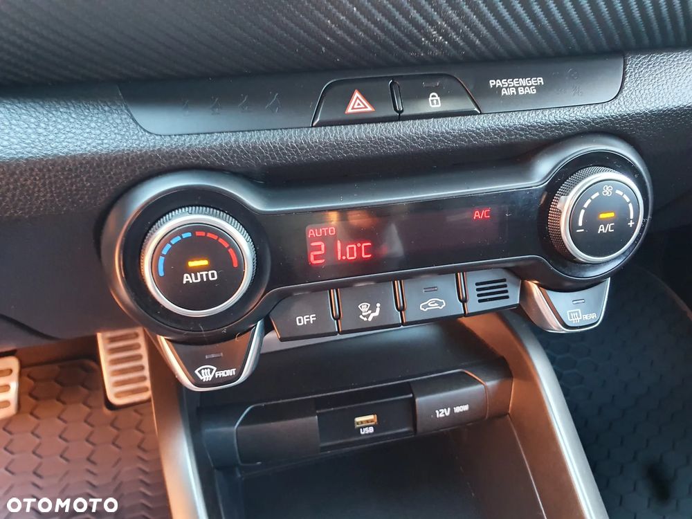 Kia Stonic 1.0 T-GDI OPF Mild Hybrid DCT7 GT Line - 16