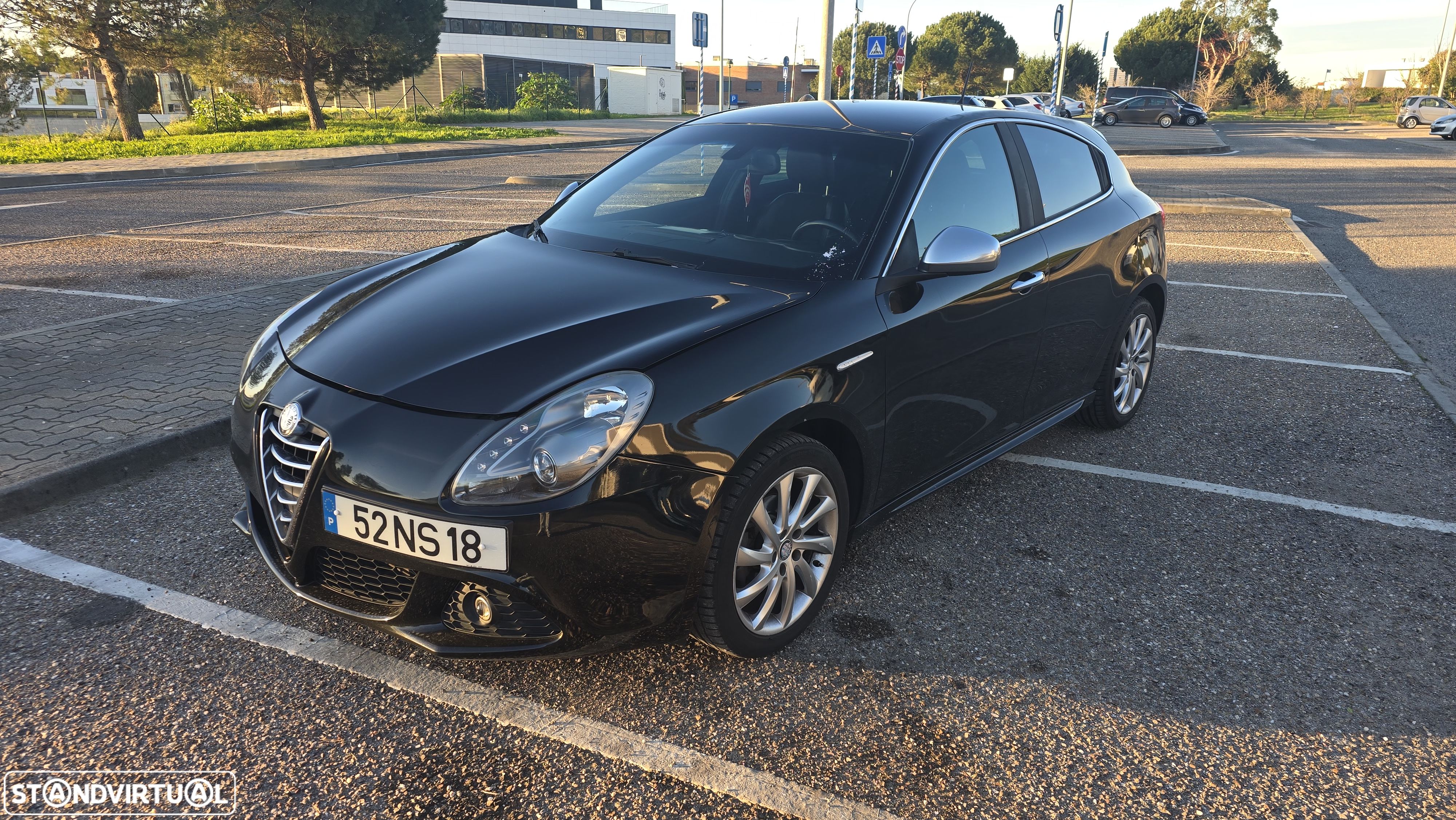 Alfa Romeo Giulietta 1.6 JTDm Distinctive - 1