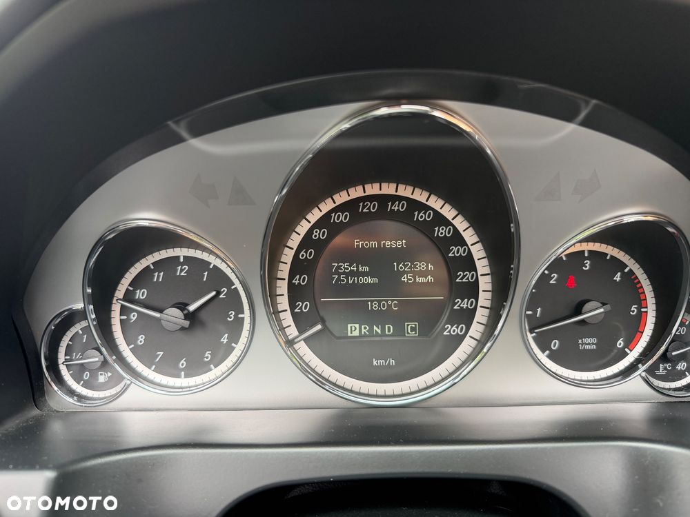 Mercedes-Benz Klasa E 350 CDI DPF BlueEFFICIENCY 7G-TRONIC Prime Edition - 25