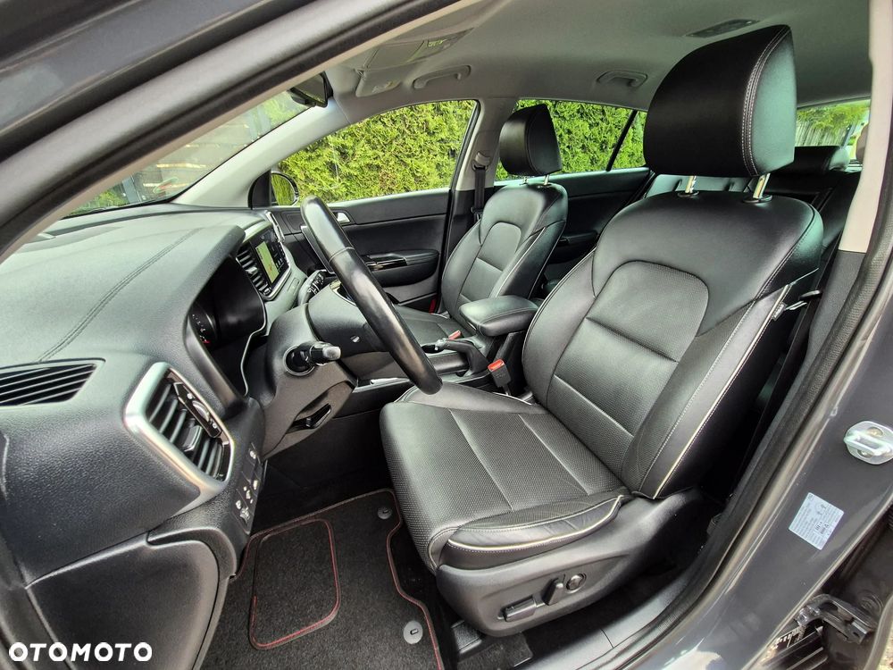 Kia Sportage 1.6 GDI 2WD DREAM-TEAM EDITION - 35