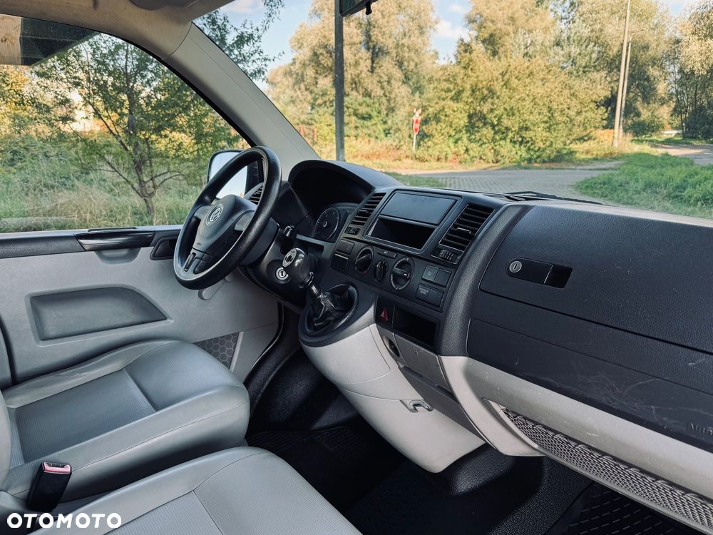 Volkswagen Transporter - 14