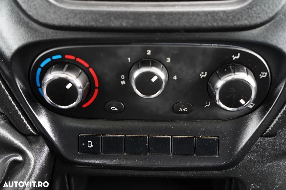 Iveco DAILY 35-130 / BASCULATOR SPATE / DUBLU / MANUAL / FĂRĂ ADBLUE - 30