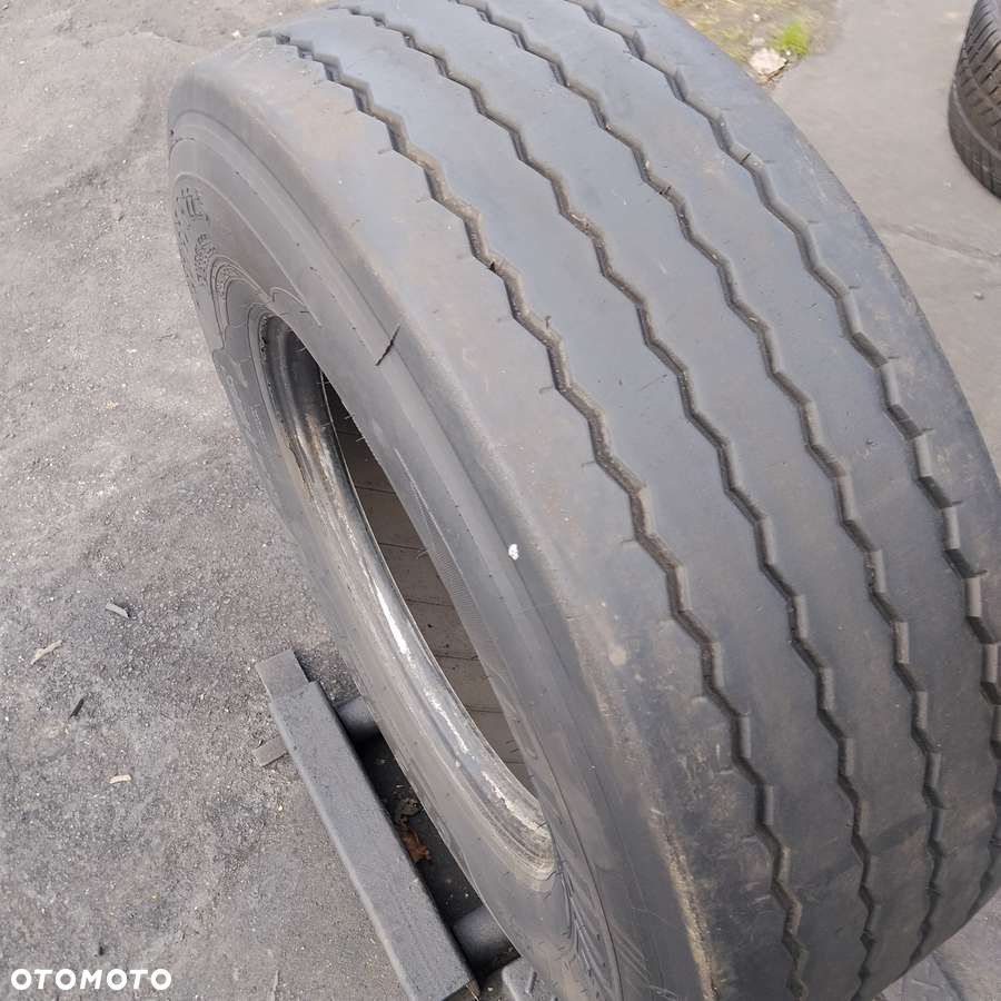 Komplet opon - 2 x 385/65 R22.5 Colmec - 6