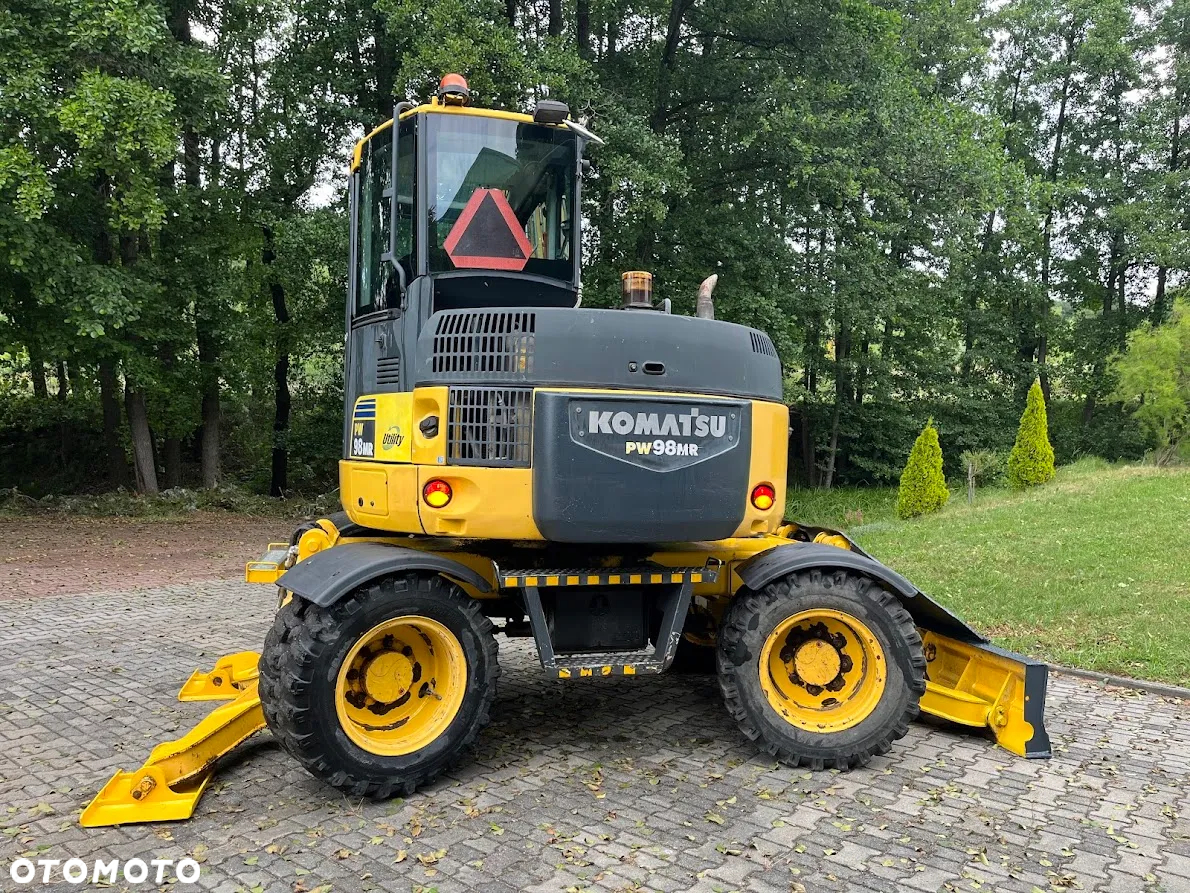 Komatsu 98MR - 2