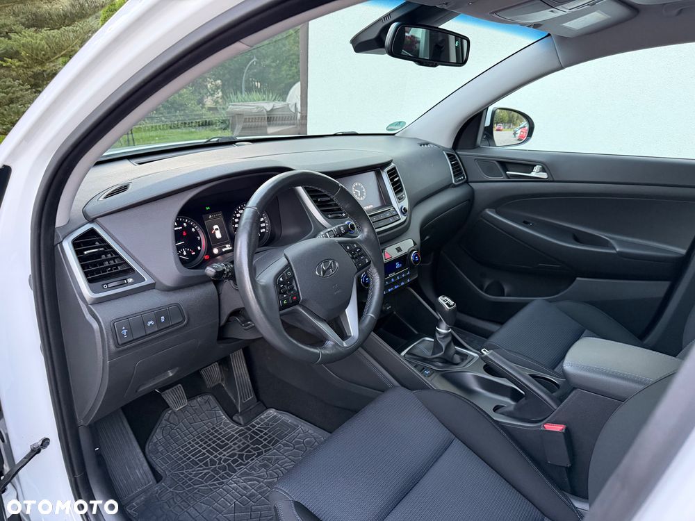 Hyundai Tucson 1.6 T-GDi Comfort 2WD - 22