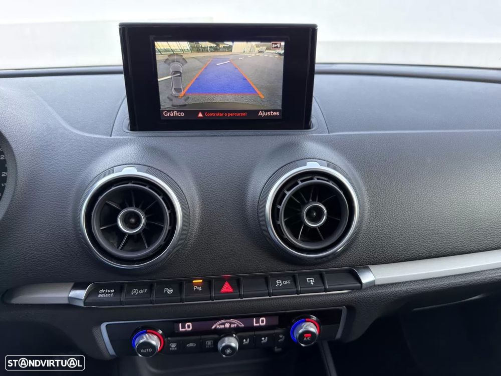 Audi A3 Limousine 1.6 TDI S-line - 14