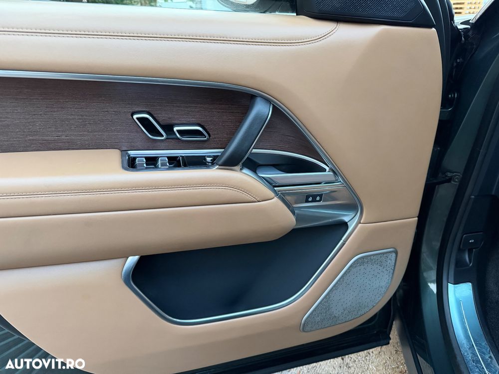 LAND ROVER Range Rover Vogue 2025 — imagine 10