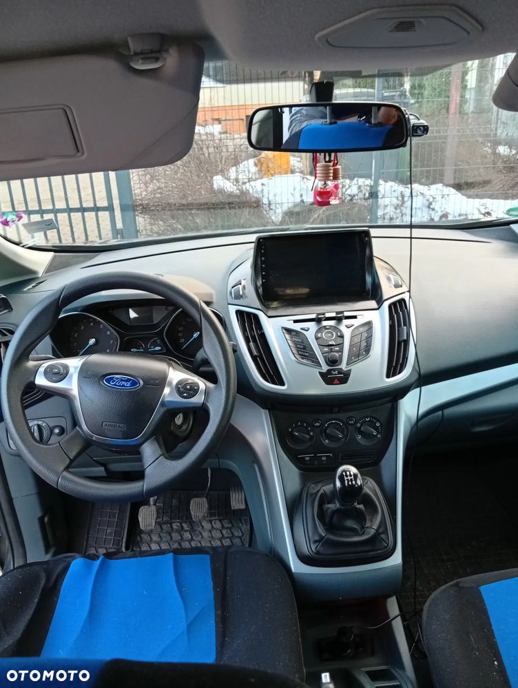 Ford Grand C-MAX - 3