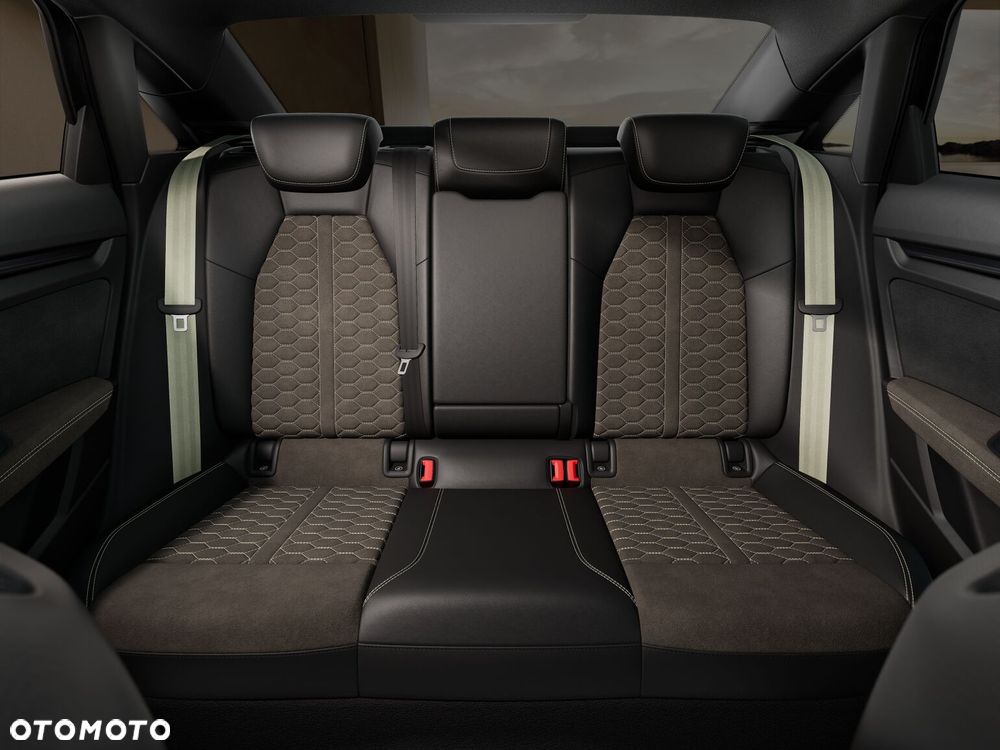 Audi RS3 Limousine TFSI Quattro S tronic - 11