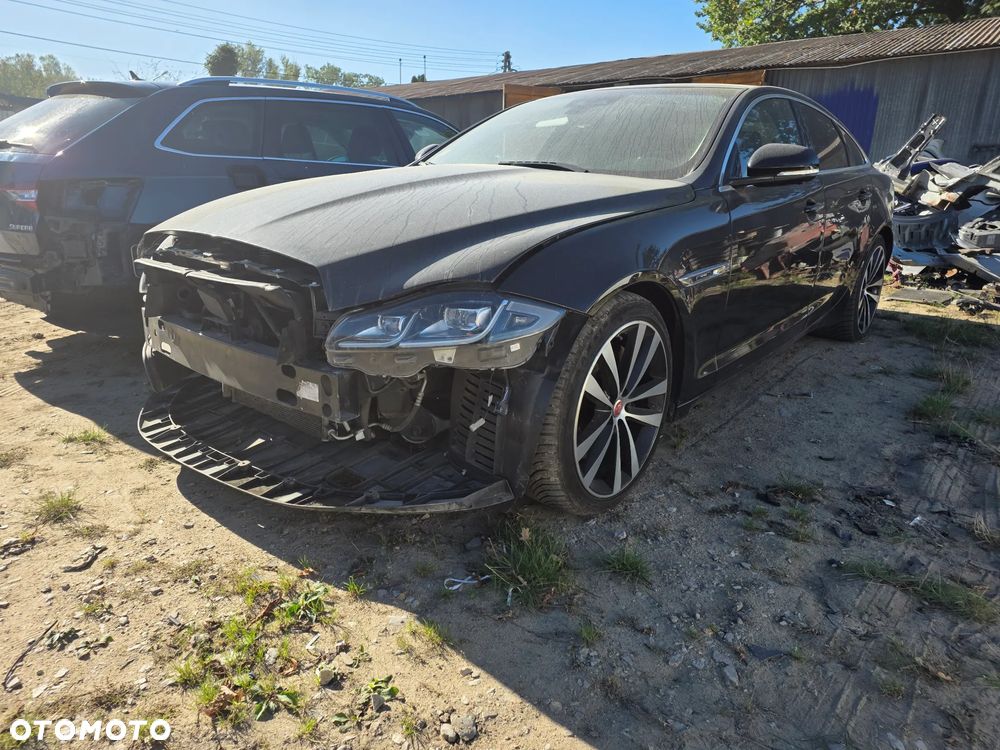 Jaguar XJ 3.0 D V6 XJ50 - 13