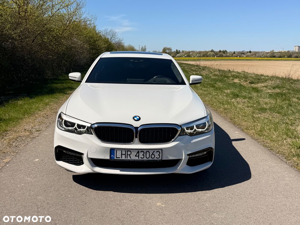 BMW Seria 5 540i M Sport sport - 2
