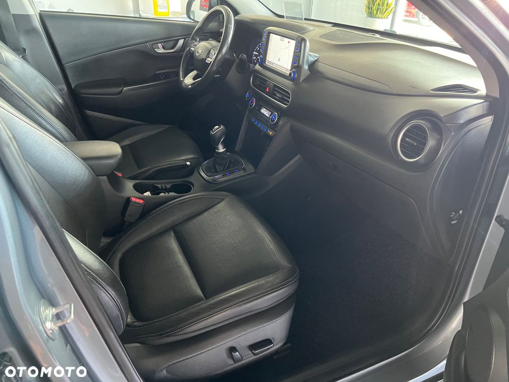 Hyundai Kona - 32