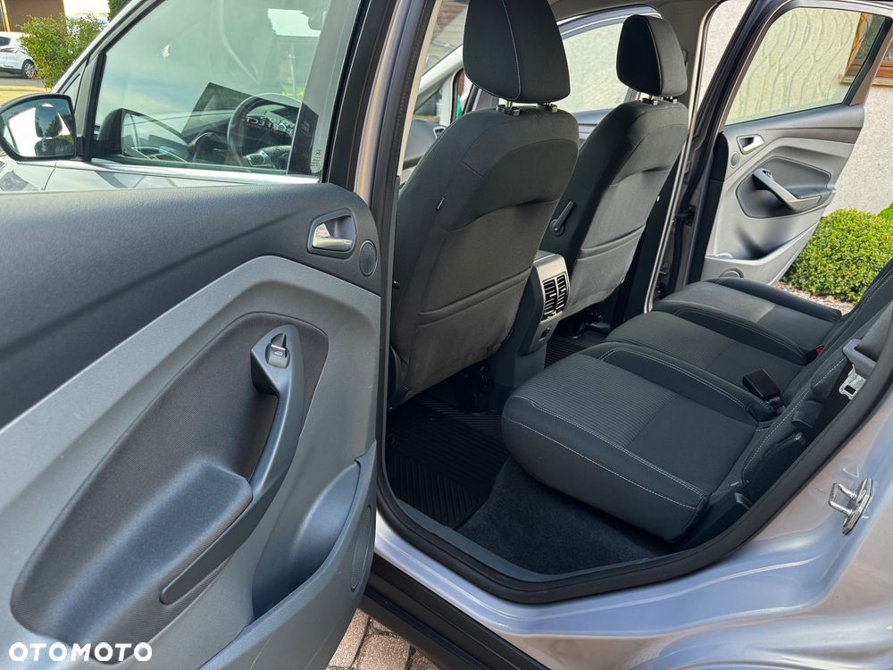 Ford C-MAX - 33
