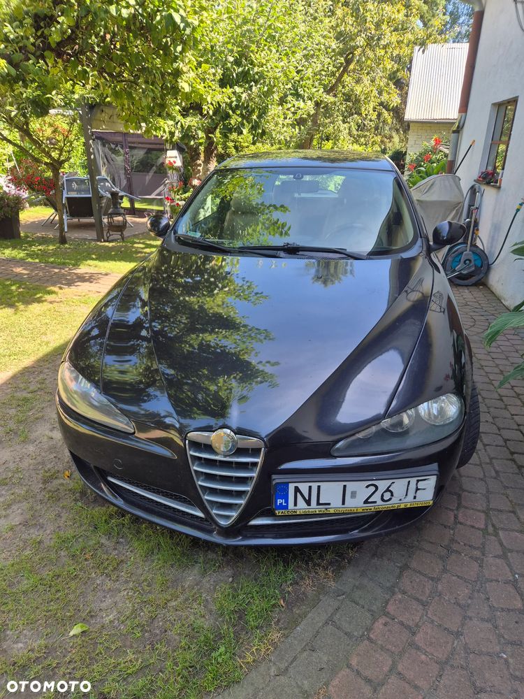 Alfa Romeo 147 1.9 JTD 8V M-Jet DPF AMICA - 1