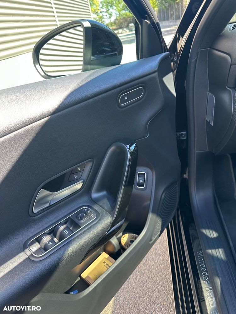 Mercedes-Benz A 180 d 7G-DCT Edition 19 - 26