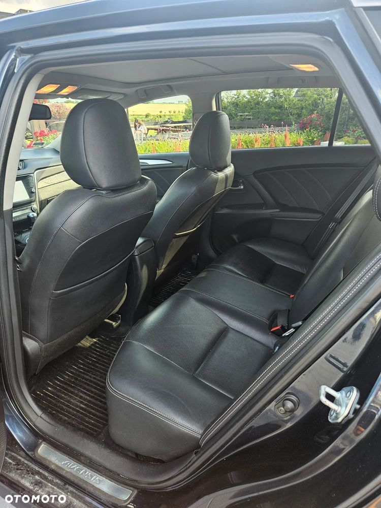 Toyota Avensis - 7