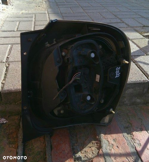 SMART FORTWO 453 LEWA TYLNA LAMPA ORYGINAŁ - 2