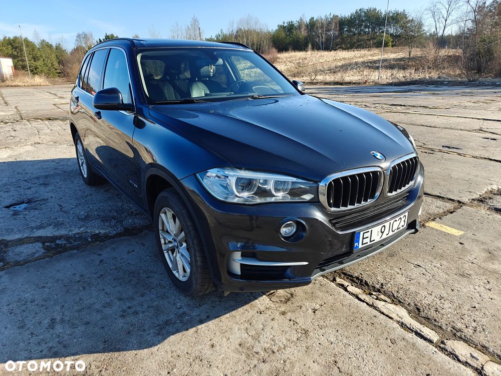 BMW X5 xDrive35i Sport-Aut - 4