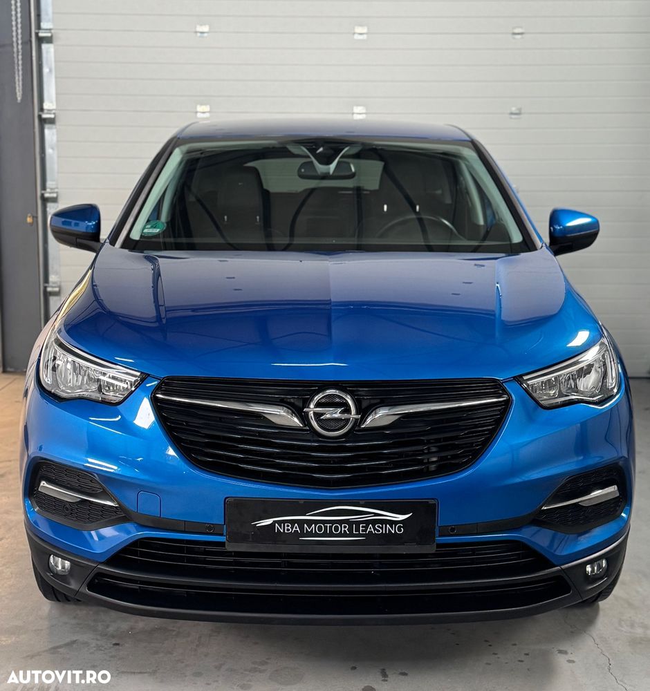 Opel Grandland X 1.2 Start/Stop Business Edition - 2