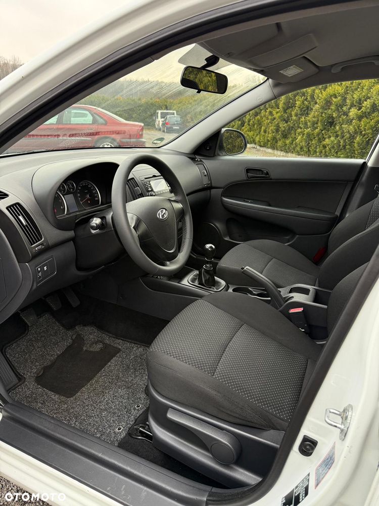 Hyundai i30 1.4 Edition Plus - 27