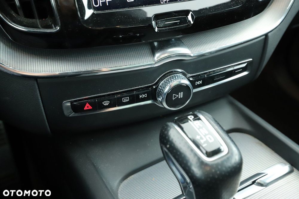 Volvo XC 60 - 13