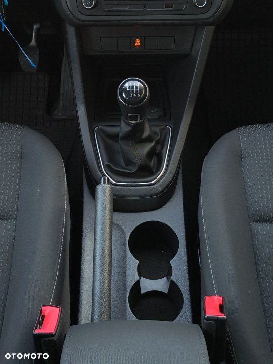 Volkswagen Caddy - 23