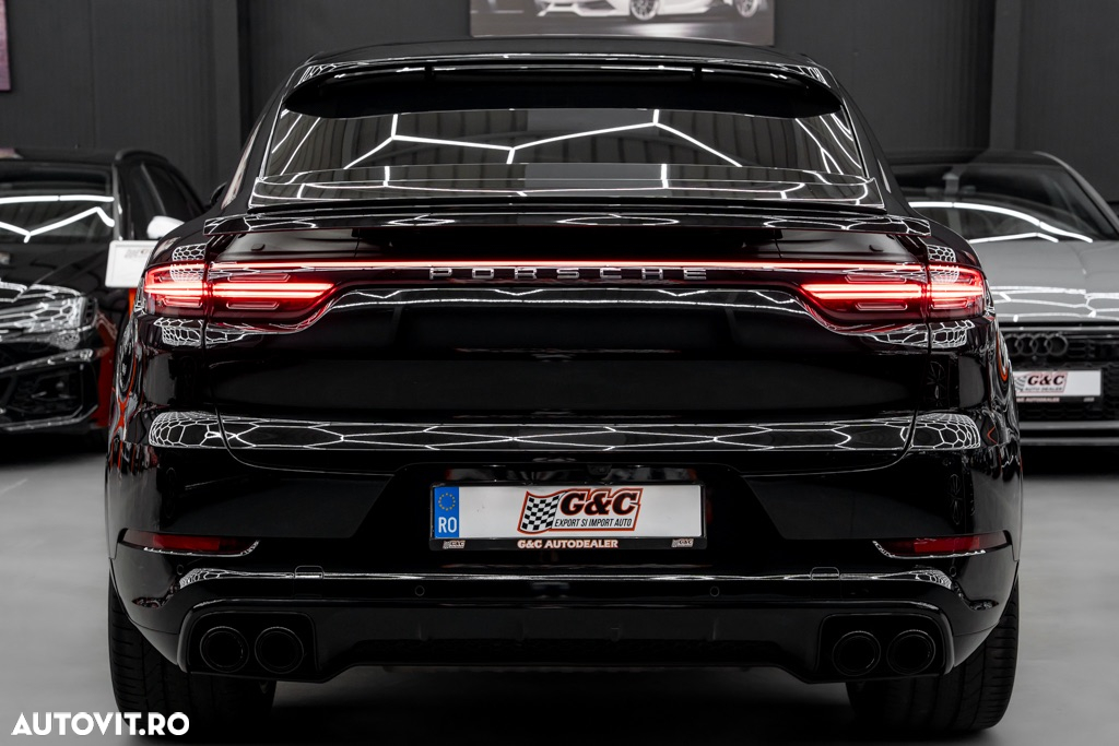 Porsche Cayenne Coupe Standard - 25