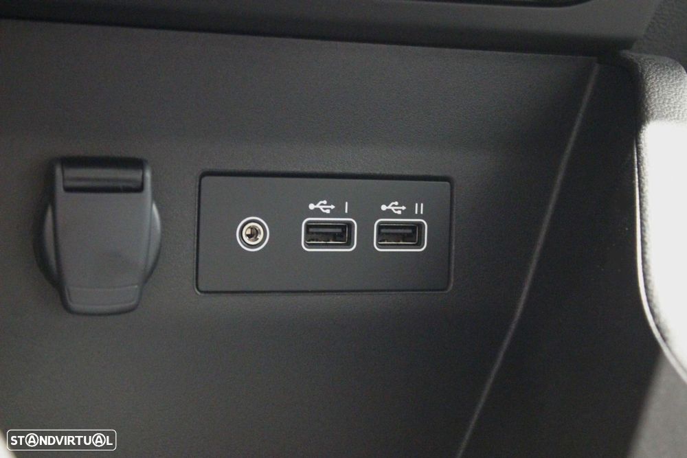 Renault Clio 1.0 TCe Evolution Bi-Fuel - 27