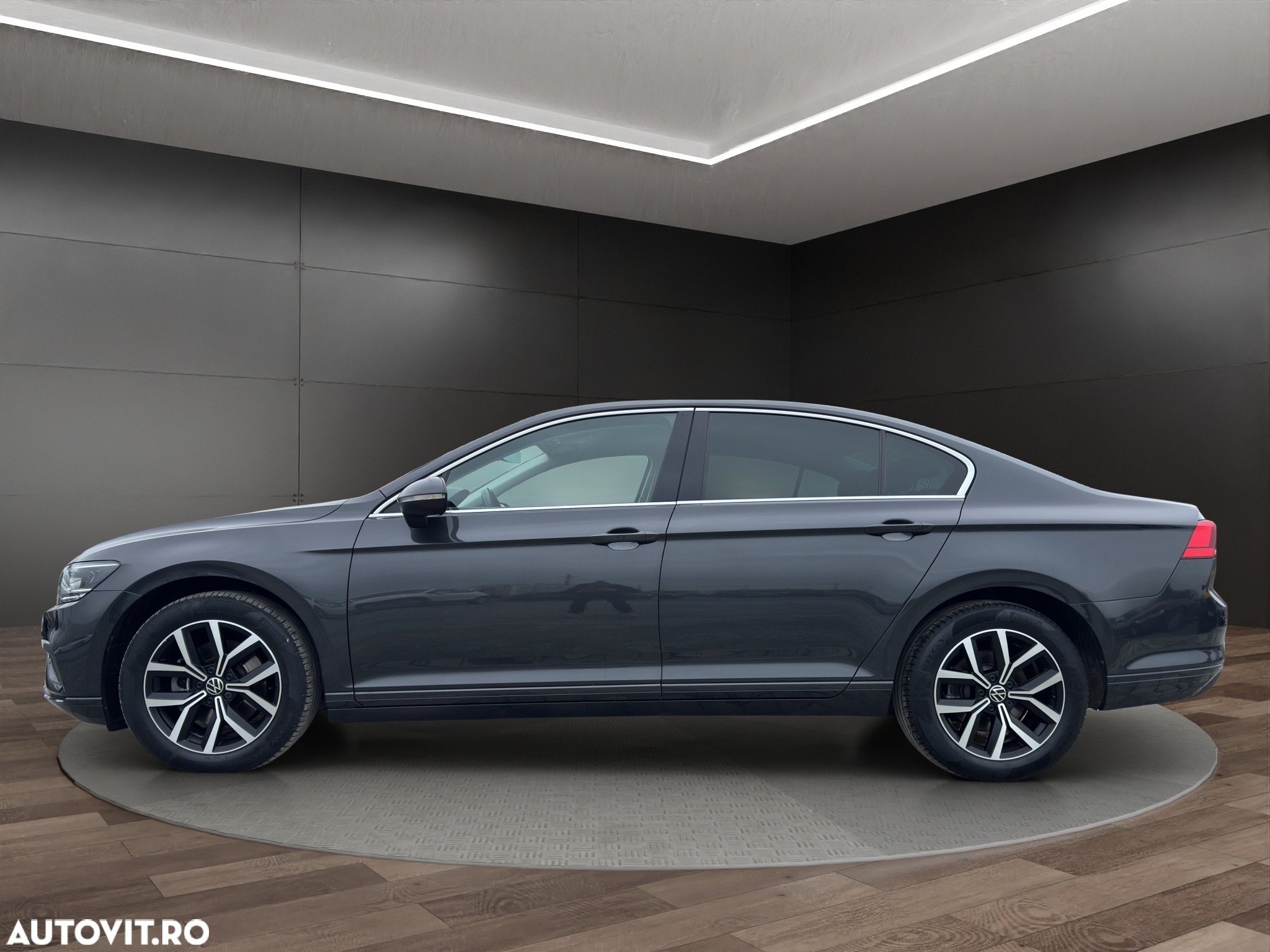 Volkswagen Passat 2.0 TDI SCR DSG Business - 17