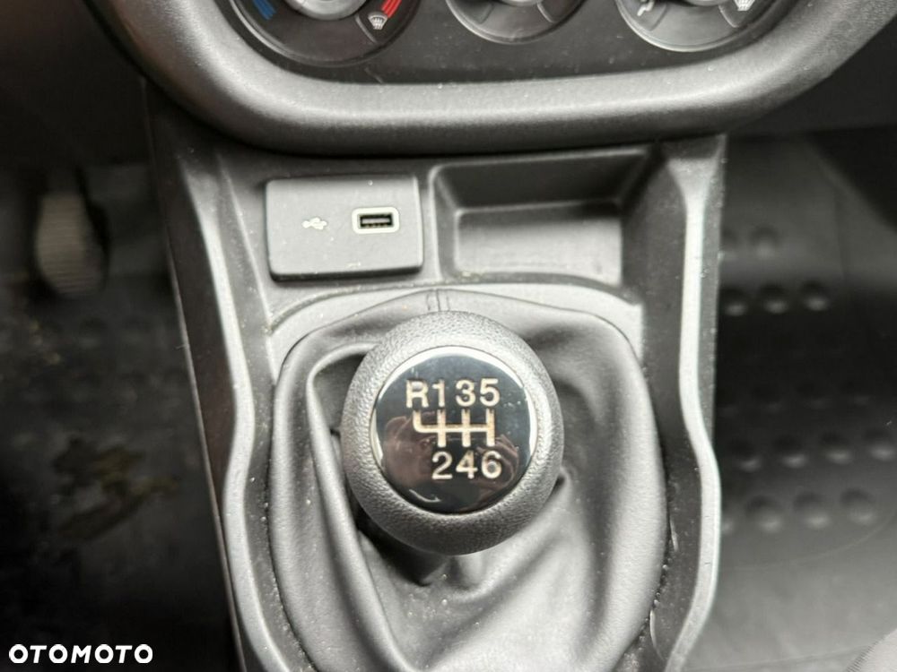 Fiat Doblo - 22