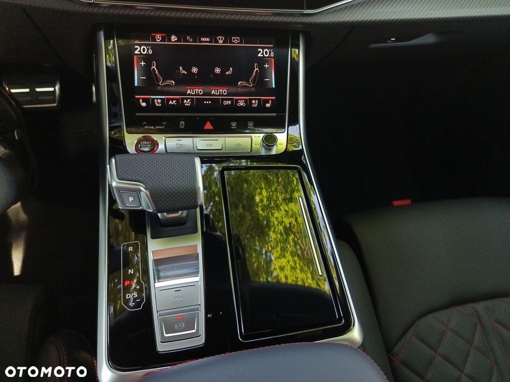 Audi SQ8 - 17