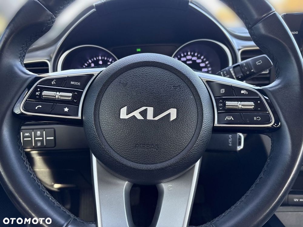 Kia Ceed - 21