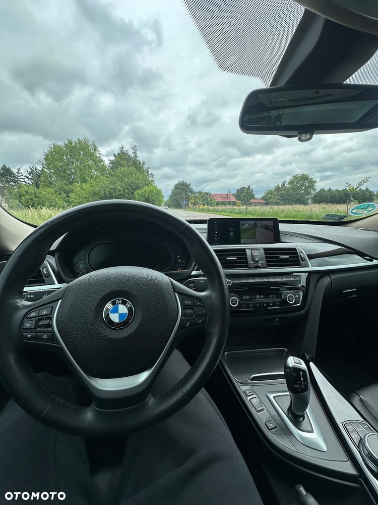 BMW 3GT 320d xDrive Luxury Line - 7