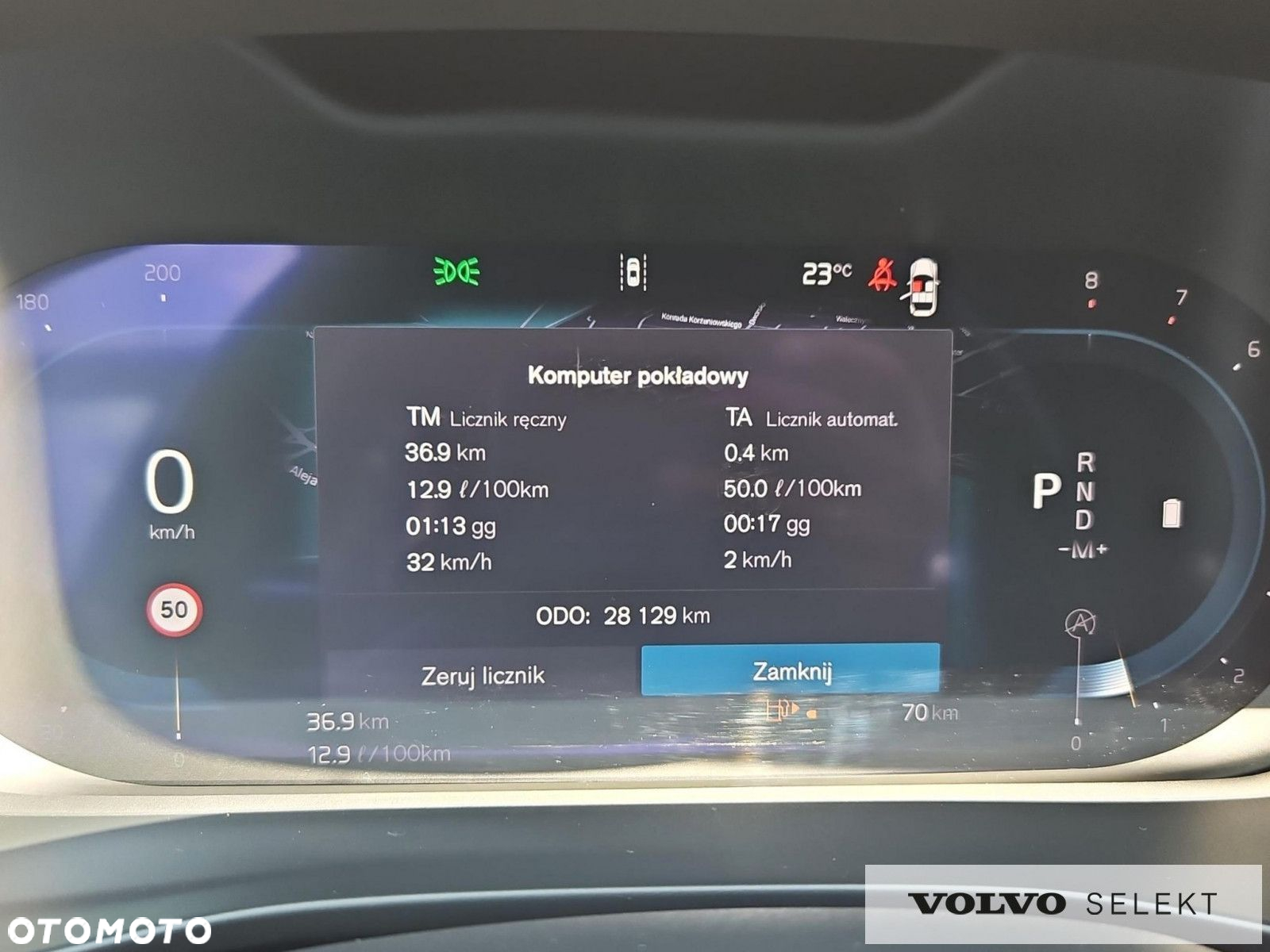 Volvo XC 40 B3 Plus Dark - 18