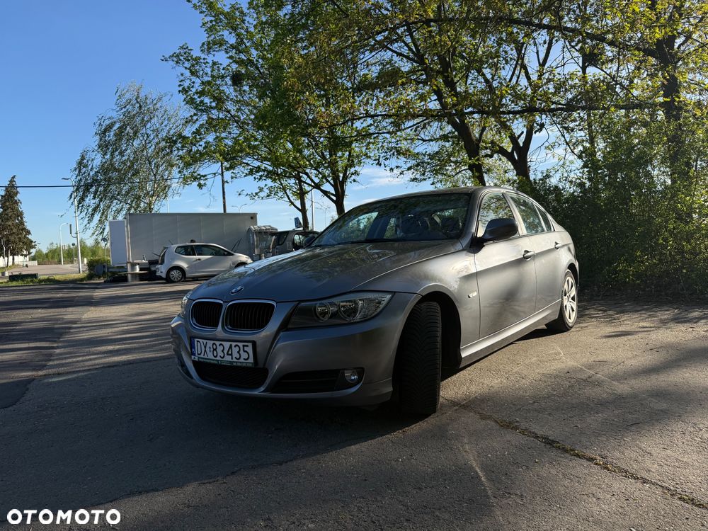 BMW Seria 3 318i - 10