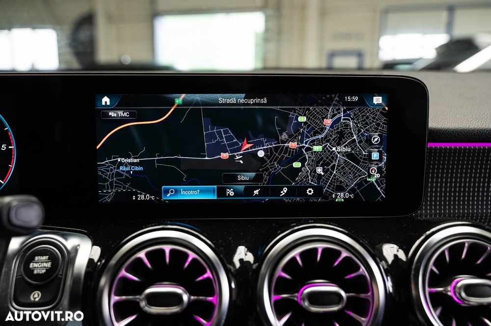 Mercedes-Benz GLB 220 d 8G-DCT Progressive - 16