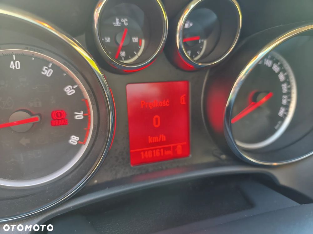 Opel Astra 1.4 Turbo - 12